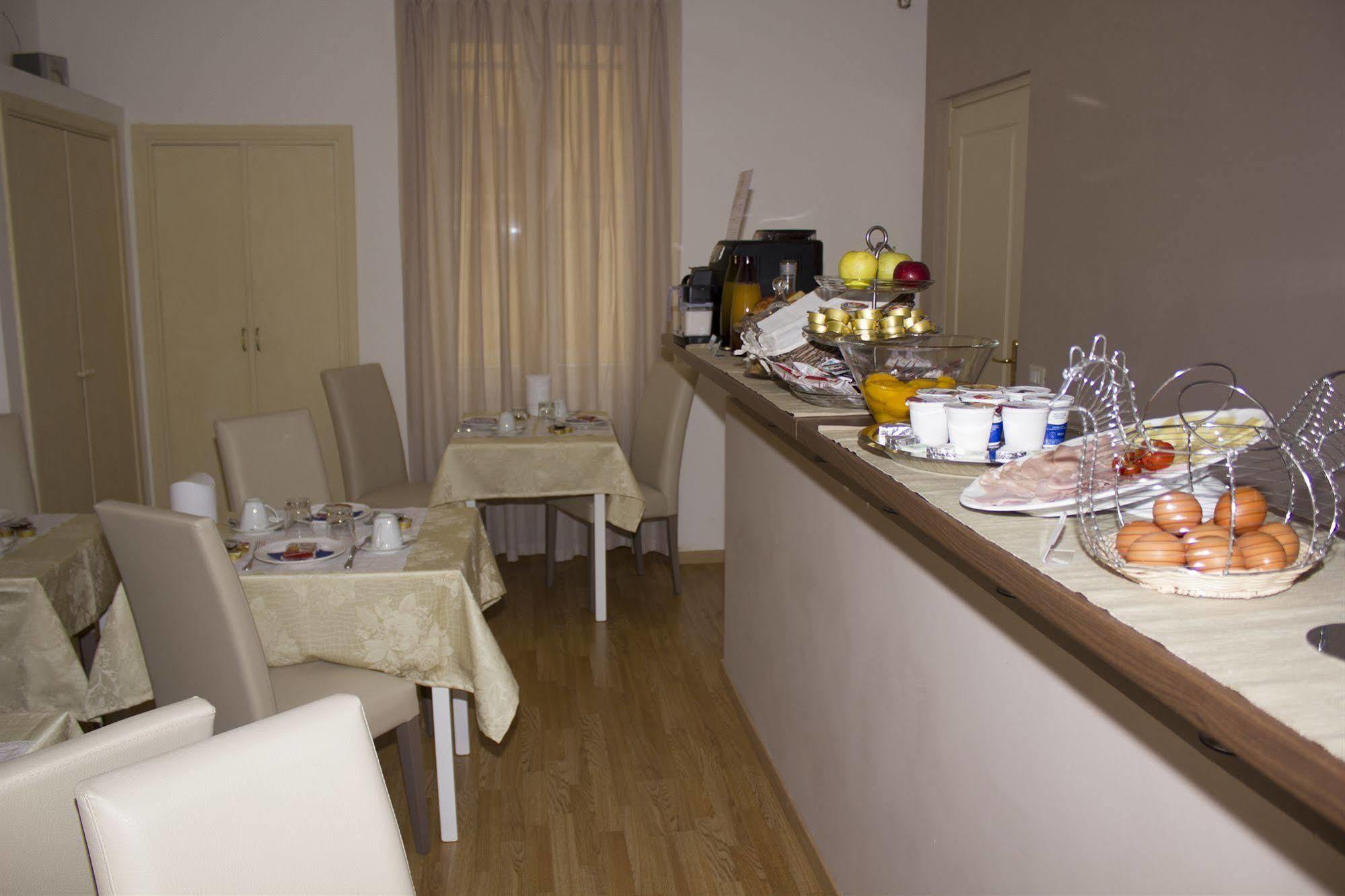 Dg Prestige Room Roma Esterno foto